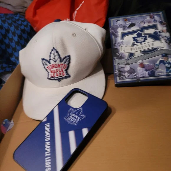 Maple leafs - Picture 8 of 12